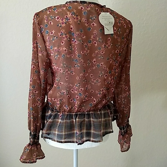 Women's long sleeve blouse junior size large - Picture 4 of 6